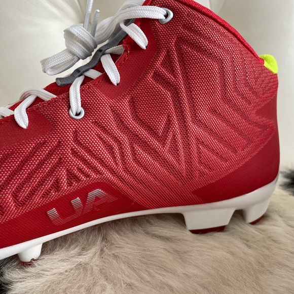 NIB Under Armor lacrosse / turf sports cleats - Picture 3 of 8